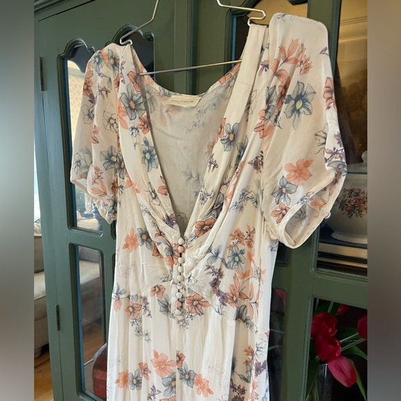 vestique Dresses & Skirts - Vestique Floral Long Dress